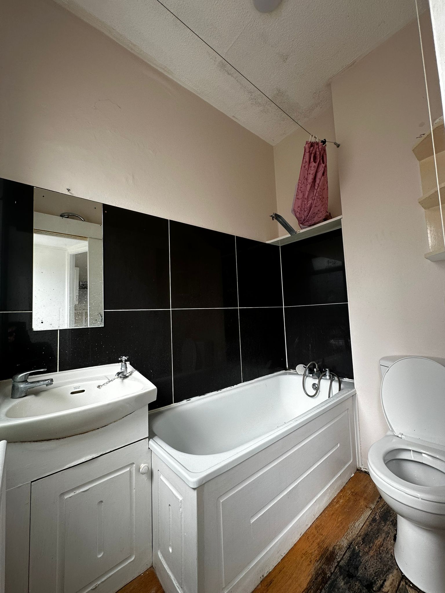 🏡 Charming 3-Bed Family Home – Palmers Road, Norbury 🌿 - Image 18